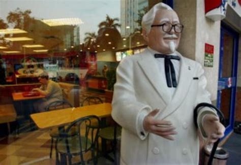 Kfc Replaces The Creepy Darrell Hammond As Colonel Sanders With Norm