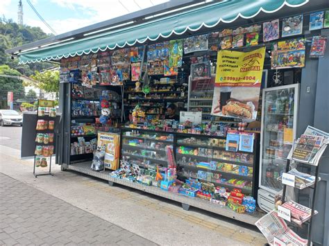 De Brinquedos A Sanduíche Bancas De Jornal São As Novas Lojas De Conveniência De Niterói A