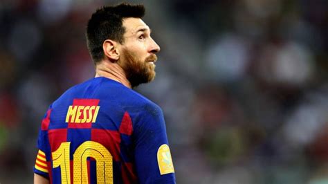 Lionel messi est en délicatesse avec son club depuis plusieurs mois. Football/FC Barcelone : Une prolongation pour Lionel Messi ...