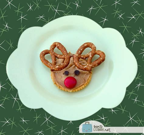 Make Easy Reindeer Cracker Snacks | Christmas snacks, Healthy christmas snacks, Cracker snacks