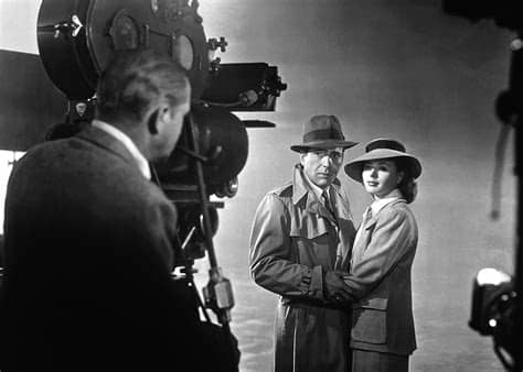 La caída de la casa blanca. The Reluctant Enthusiast: Orson Welles on 'Casablanca'