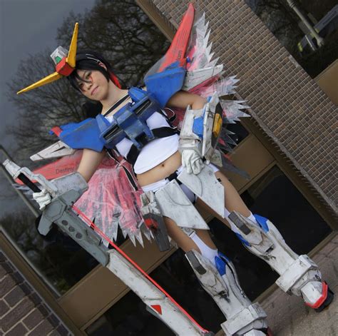 Gundam Guy Gundam Cosplay Destiny Gundam