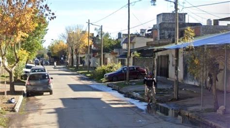 Tres Menores Heridos Y Detenidos Tras Intentar Asaltar A Un Polic A De