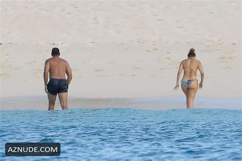 Jennifer Lopez And Alex Rodriguez At The Beach In Turks And Caicos Aznude