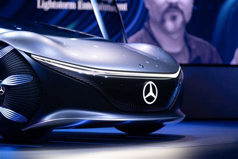 Mercedes Benz unveils an Avatar themed concept car with scales