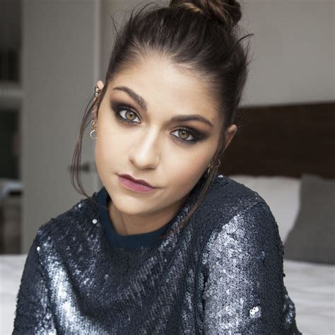 Andrea Russett Biography Height And Life Story Super Stars Bio