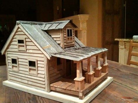 Here are the steps you need to take to turn the popsicle sticks into a bluebird house: Old farmhouse. | Bird house plans, Cool bird houses, Old farmhouse
