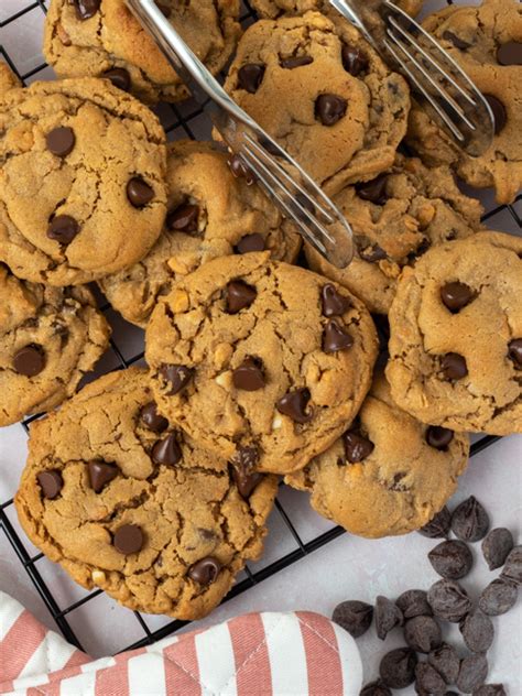 The Gluten Free Dairy Free 5 Ingredient Cookies That Went Viral
