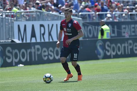 Cagliari llega al partido tras haberse enfrentado a crotone y torino mientras que el bologna jugó sus últimos después del encuentro ante el bologna, cagliari jugará contra sampdoria y juventus. Cagliari-Bologna 0-0, pareggio che accontenta tutti ma ...