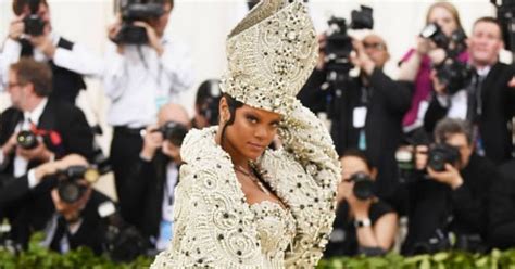 rihanna stalker charged after breaking into her home fow 24 news