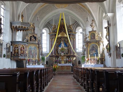 Aug 14, 2021 · für die gottesdienstlichen feiern in der wallfahrtskirche maria plain. Mößling, barocker Innenraum der Maria Himmelfahrt Kirche ...