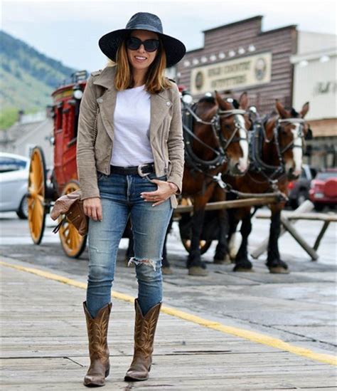 How To Wear Womens Western Cowgirl Boots Everyday Grocery Coupon Guide