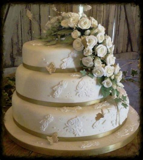 Ivory And Gold Wedding Cake Decorated Cake By Catherine Cakesdecor