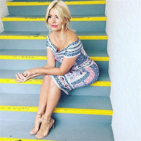 pin by dee cleary on holly willoughby holly willoughby fashion women