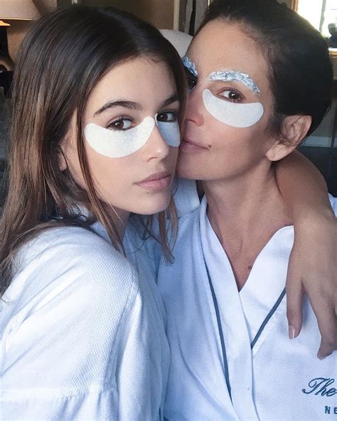 kaia gerber and cindy crawford share a mother daughter spa day on instagram vogue