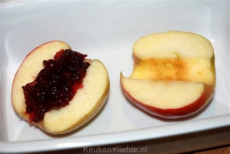 Gevulde appel uit de oven met afbeeldingen