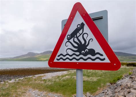 The 13 Weirdest And Funniest Road Signs It S Hard To Believe Actually Exist