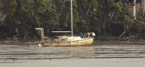 Ship Stuck In The Mud Of The Tamar River The Examiner Launceston Tas