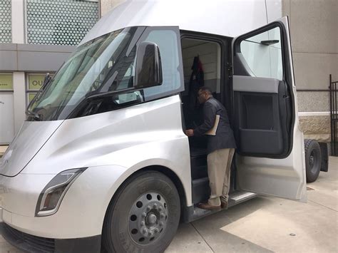 Tesla Semi Trucks Rare Interior Pictures Emerge From