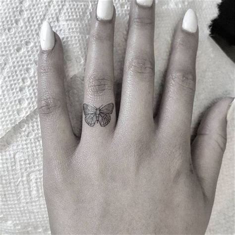 40 Tiny Yet Gorgeous Finger Tattoo Ideas You Must Love Cute Hostess