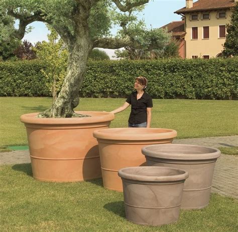 Mateo Composite Pot Planter Large Tree Planters Large Planters