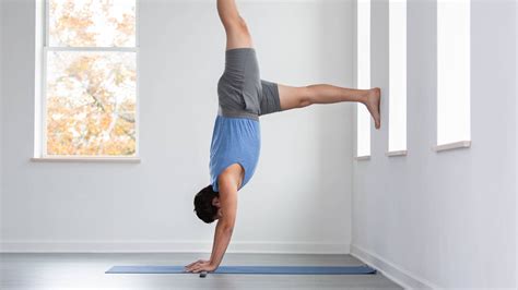 Step Up To Handstand