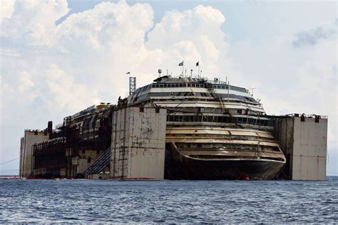 Abandoned Ships Cruise Ship Concordia