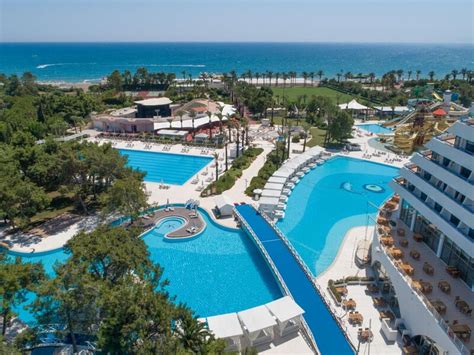 Hotel Titanic Beach Lara Antalya Tureck Rivi Ra Turecko