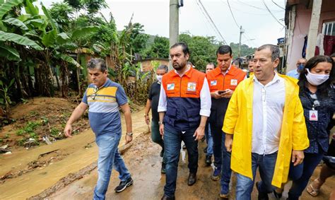 Chuva Forte Deixa Fam Lias Desalojadas No Estado Do Rio