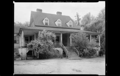 The emergence of a young (25 years old) new pastor of a local church, martin. 21 Vintage Photos of South Carolina Houses in the 1930s