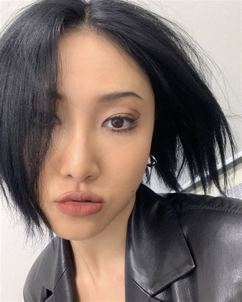 Suma 🤌 On Twitter Hwasa Proving She Looks Beautiful And Hot In All Angles 🤧💖💋 Hwasa 화사 华莎
