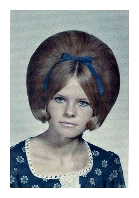 Aug 07, 2018 · half do beehive with flowers. Classic 60's Hair | Big hair, 60s hair, Vintage hairstyles