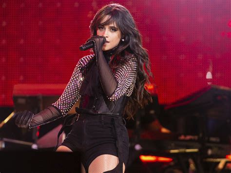 Camila Cabello S Sexy And Sweet Rodeo Concert Gives Selena Cheesy Pick Up Lines And Astrodome