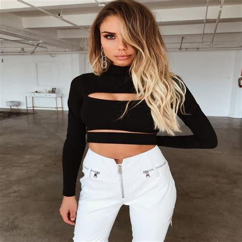 2018 Women Sexy Long Sleeve Slim T Shirts Basic Fashion Low Cut Crop