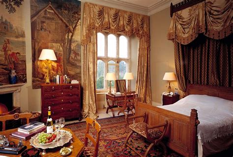 Lismore Castle Castle Bedroom Castles Interior Old World Bedroom