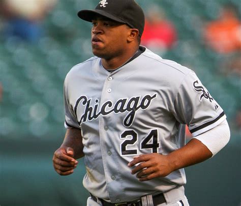 The Baseball Kid White Sox Agree With Dayan Viciedo On One Year Contract