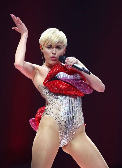 Miley Cyruss Bangerz Tour In Europe Pictures Popsugar Celebrity