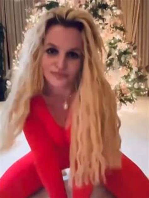 Britney Spears Flips Off Million Followers In Bizarre Birthday Video The Courier Mail