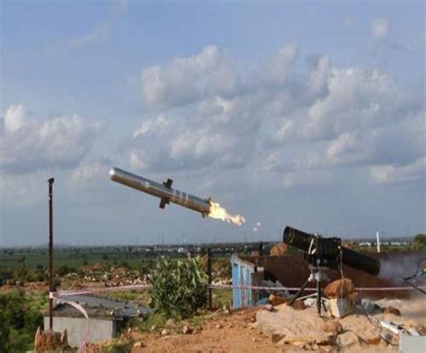 Video Nag Missile Final Trial भारत ने नाग एंटी टैंक गाइडेड मिसाइल का