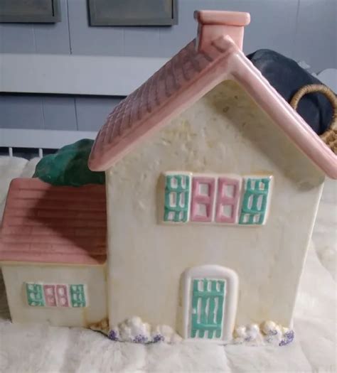 Vintage Treasure Craft Cookie Jar House Made In Usa Excellent