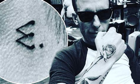 Laurence Fox Shows Off New Tattoo Dedicated To Son Eugene Daily Mail