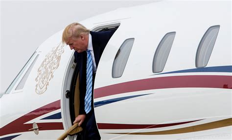 Donald Trumps Jet A Regular On The Campaign Trail Isnt Registered