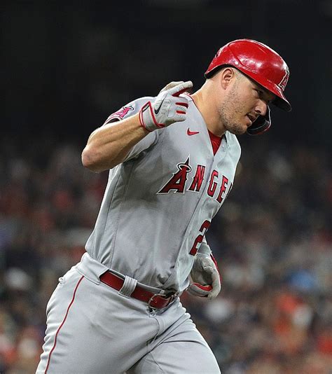 Mike Trout On The Verge Of Mlb Record After Hitting A Home Run In