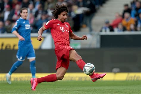 Anders sieht es bei joshua zirkzee aus. Bayern Munich: Joshua Zirkzee backed to feature for Dutch ...