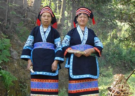 Guizhou Costumes Of 49 Ethnic Minorities Easy Tour China