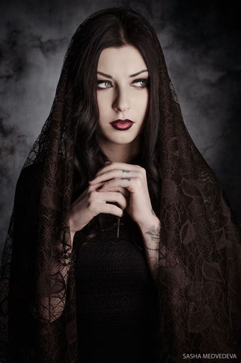 Pin By 14anonymous14 On Gothic Romance Gothic Beauty Goth Beauty Goth
