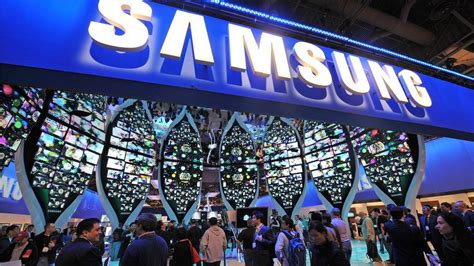 Samsung Electronics Considers Splitting Firm In Two Bbc News