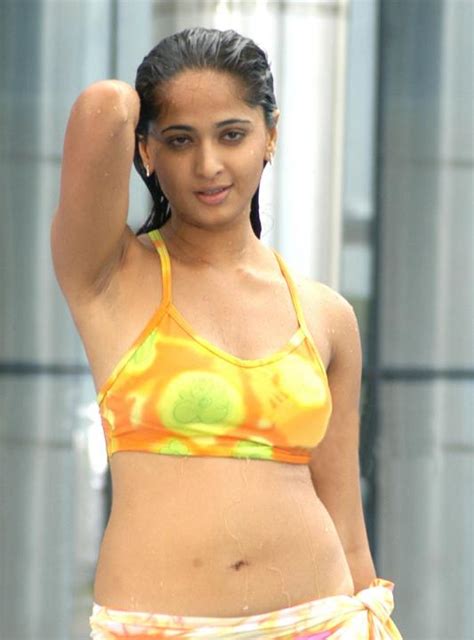 Actresses Photos South Indian Mallu Actress Anushka Shetty In Bikini