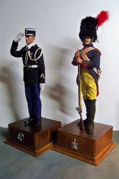 Partenaire de nombreuses gendarmeries, nous veillons quotidiennement à votre sécurité et. Gendarme départementale tenue 11 dîtes de cérémonie