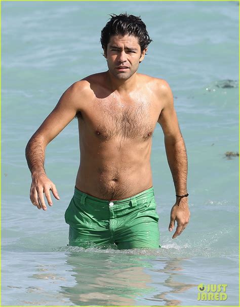 Adrian Grenier Gets Shirtless Wet In Miami Photo 3256542 Adrian